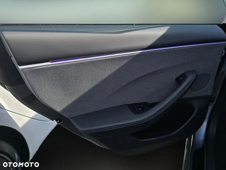 Tesla Model 3 Long Range RWD Premium - 7