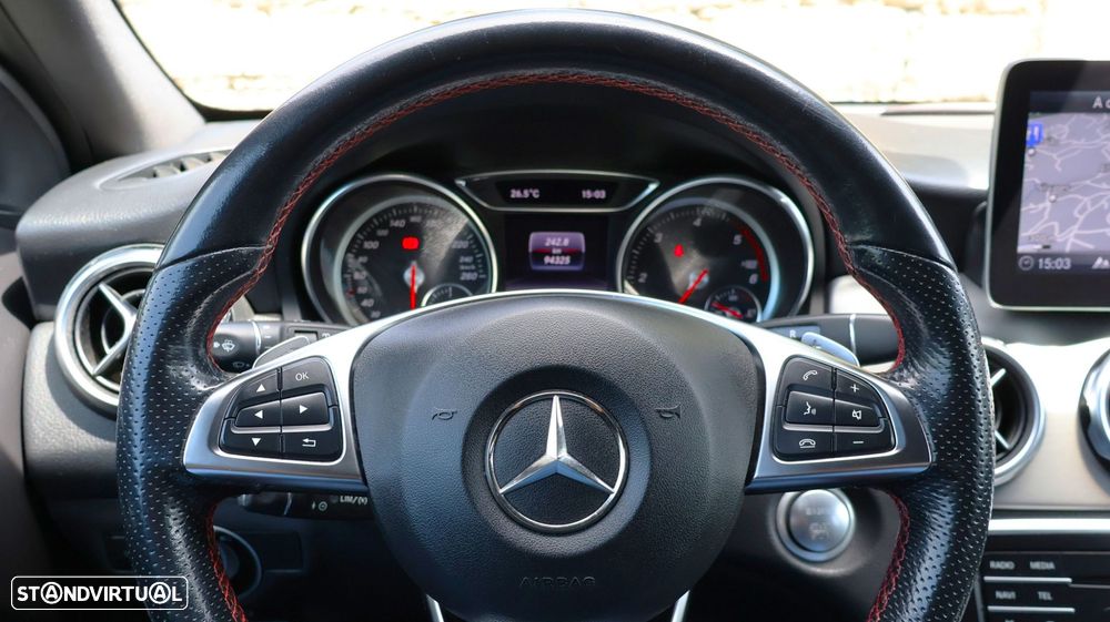 Mercedes-Benz GLA 220 - 16