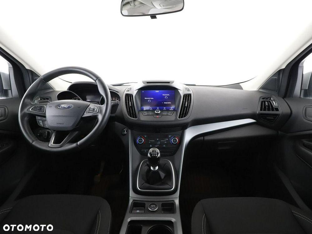 Ford Kuga 1.5 EcoBoost 2x4 Business Edition - 16