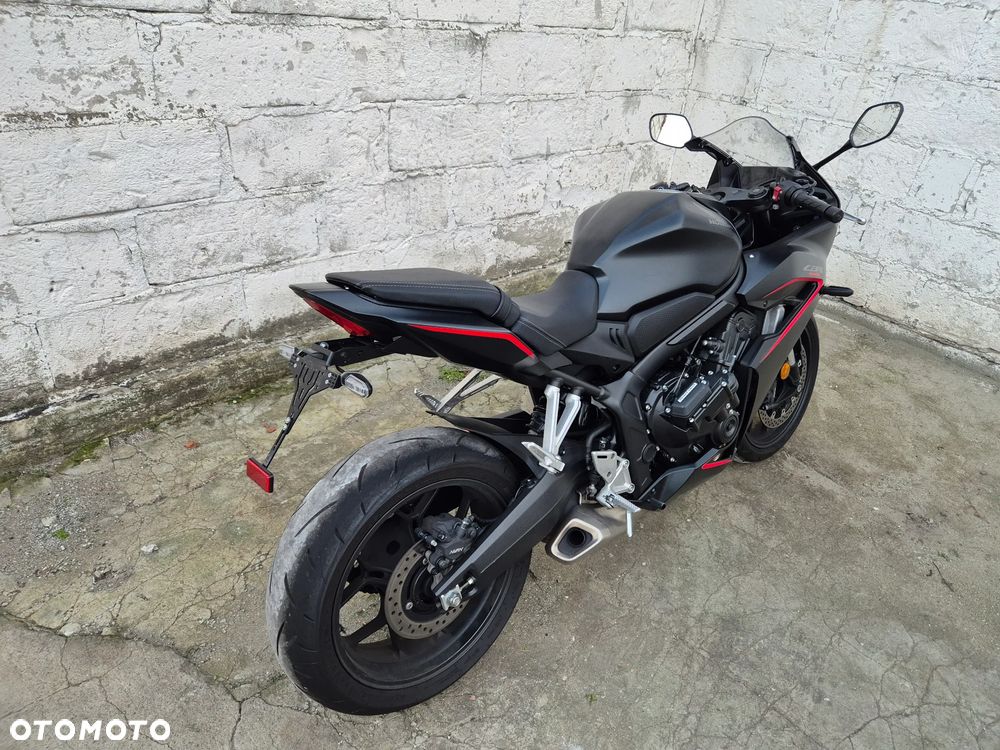 Honda CBR - 15