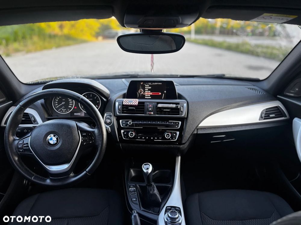 BMW Seria 1 116d - 8