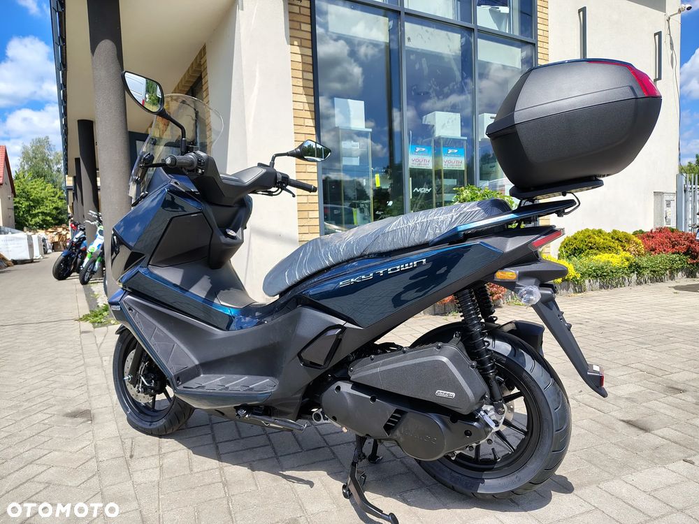 Kymco Skytown - 12