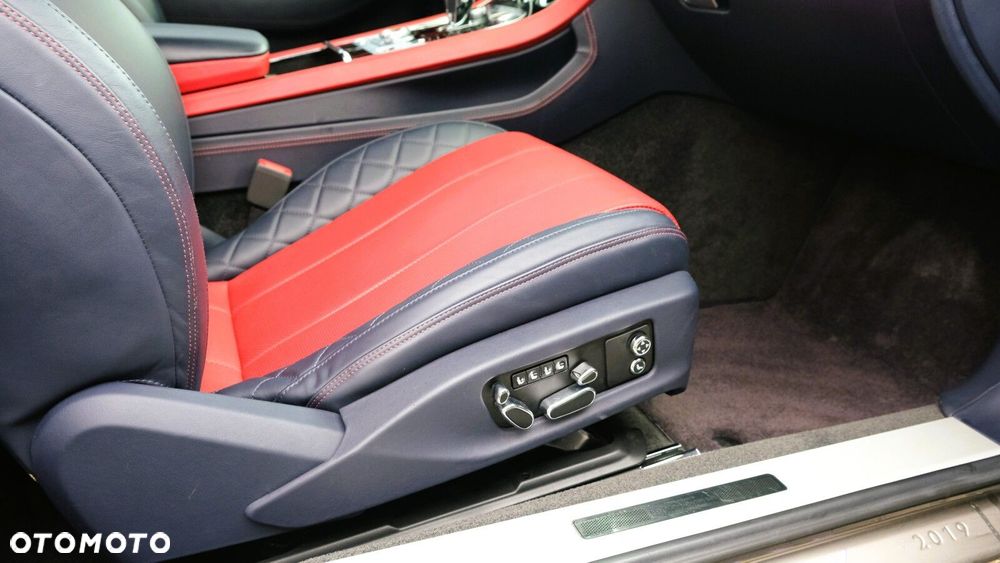 Bentley Continental GT - 15