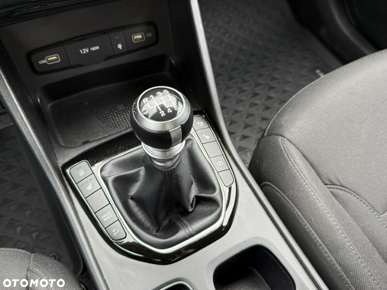 Hyundai Tucson 1.6 T-GDi Smart 2WD - 23