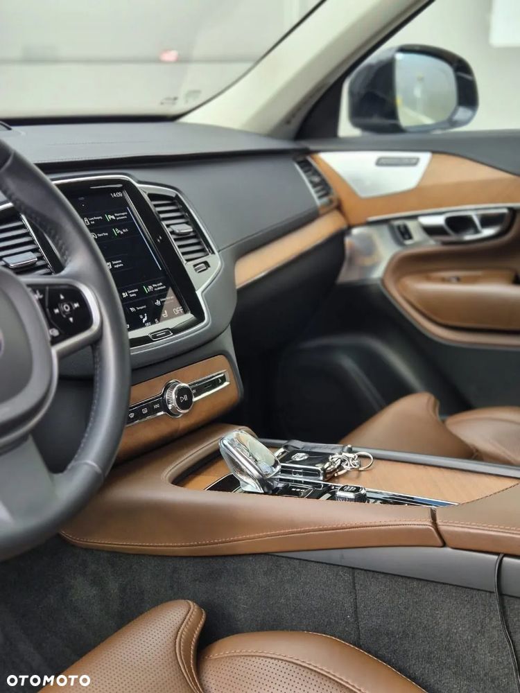 Volvo XC 90 B5 D AWD Inscription - 3