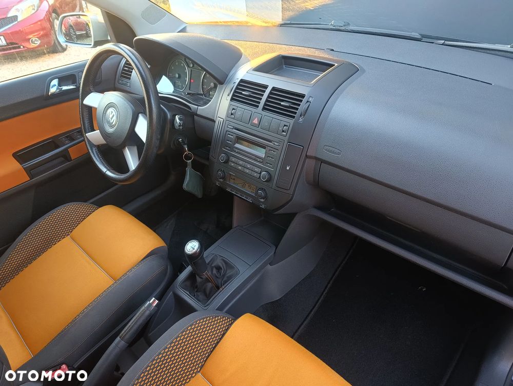 Volkswagen Polo Cross - 14