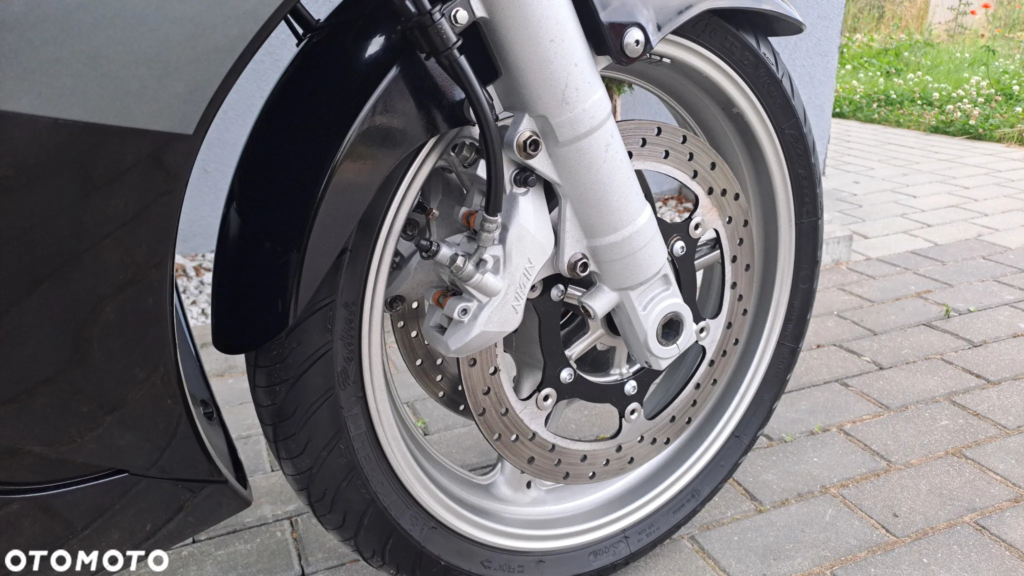 Yamaha FJR - 14