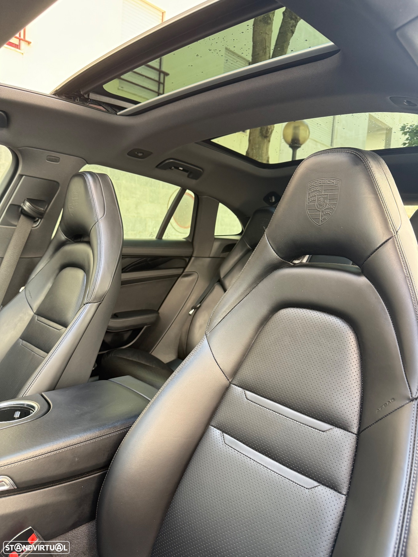 Porsche Panamera Sport Turismo 4 E-Hybrid - 12