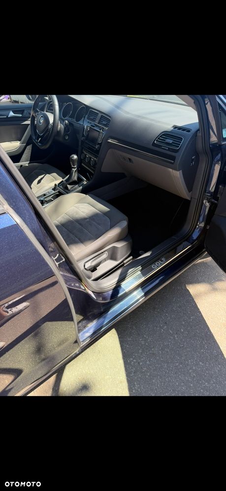 Volkswagen Golf 1.6 TDI Highline - 11