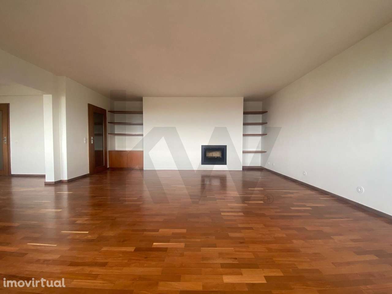 Apartamento T3 renovado para arrendamento nos Pinhais da Foz - Grande imagem: 2/38
