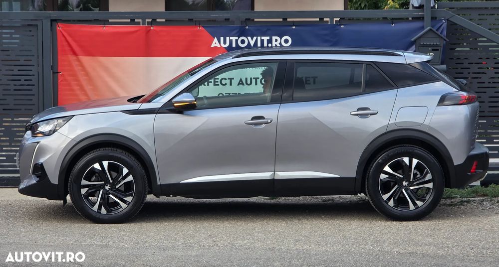 Peugeot 2008 PureTech 130 EAT8 GT Pack - 9