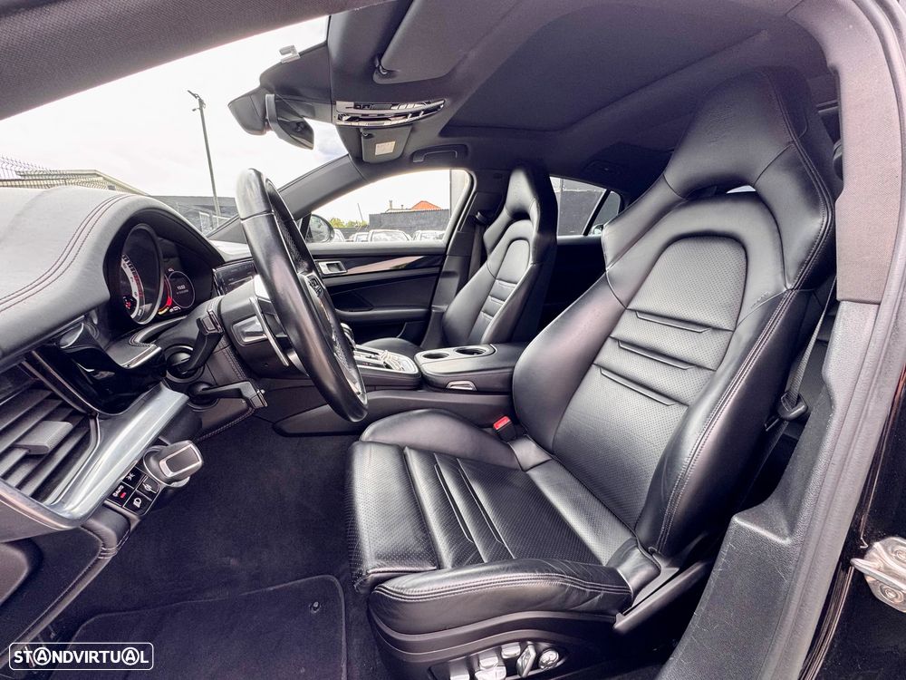 Porsche Panamera 4 E-Hybrid Platinum Edition - 14