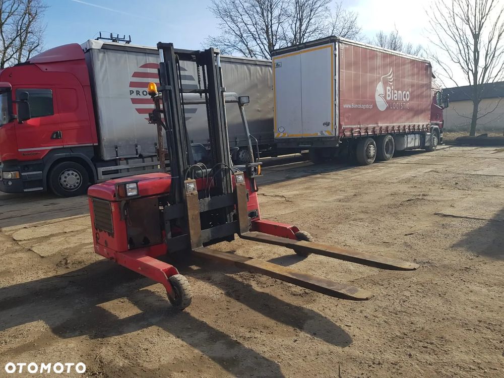 Moffett M4 20.1 2000kg - 5