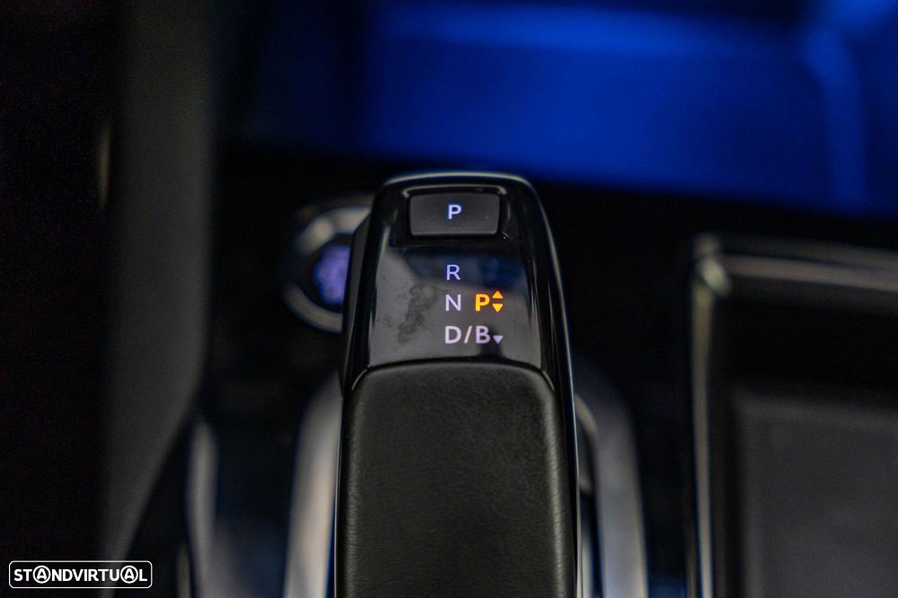 Peugeot 3008 1.6 Hybrid GT e-EAT8 - 33