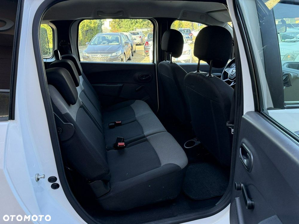 Dacia Lodgy SCe 100 Essential - 21