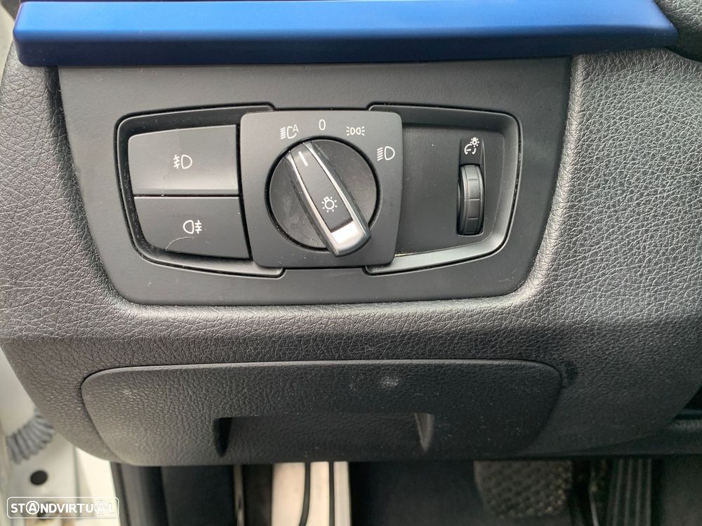BMW 320 d Auto Pack M - 40