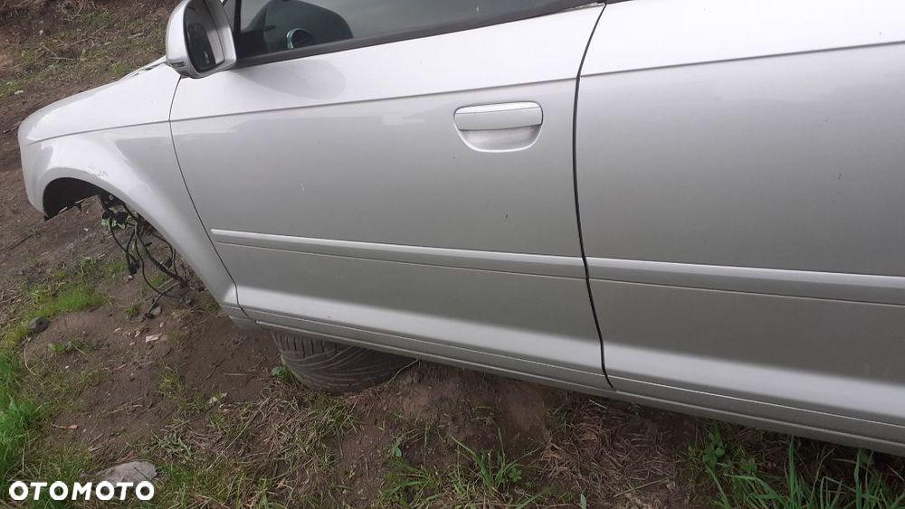 Drzwi Audi A3 8P LAW7