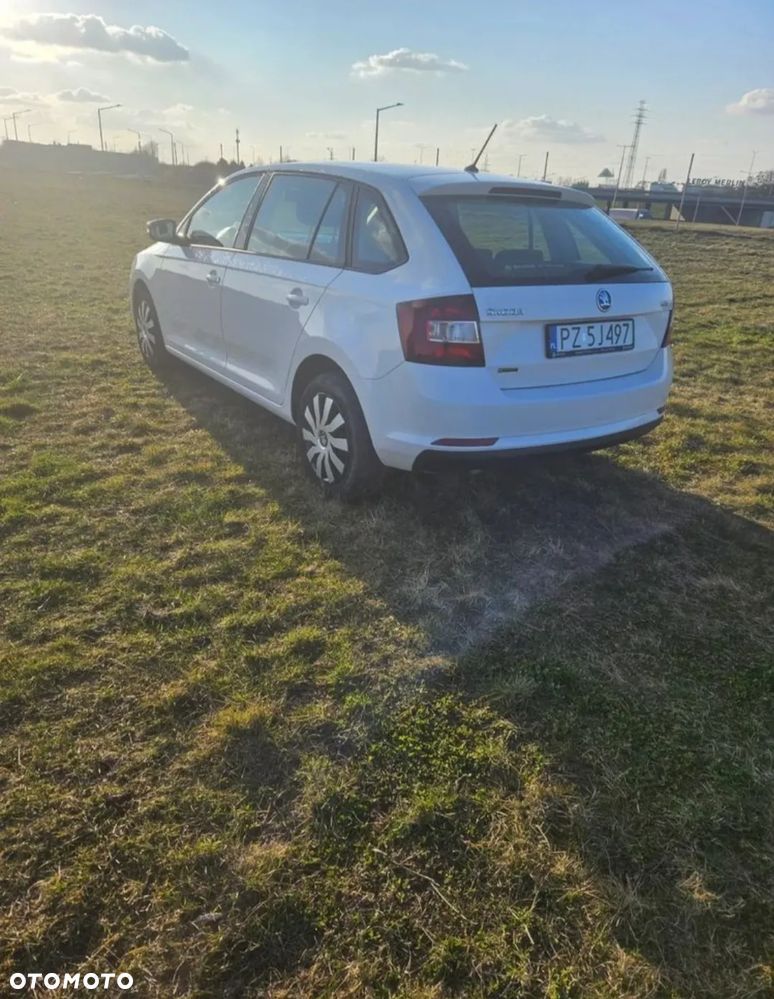 Skoda RAPID - 9