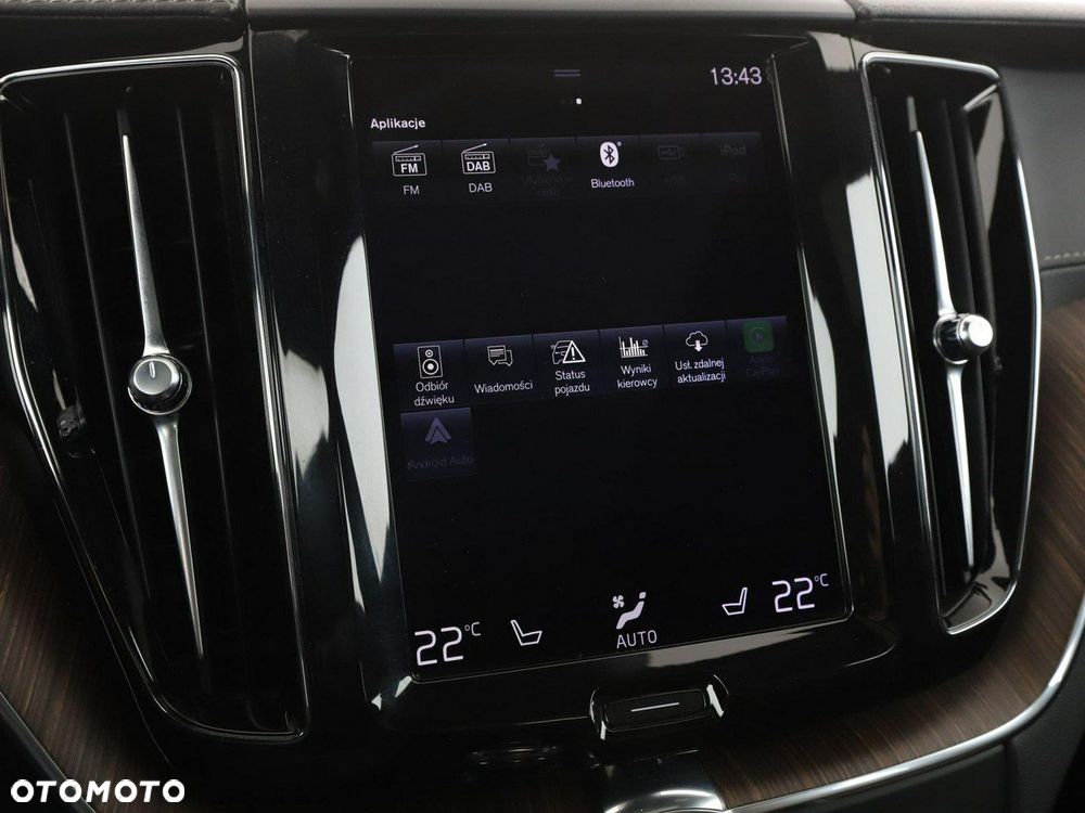 Volvo XC 60 T6 AWD Recharge Geartronic Inscription - 28