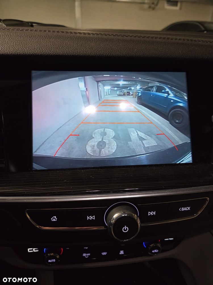 Opel Insignia 1.5 T Exclusive S&S - 14