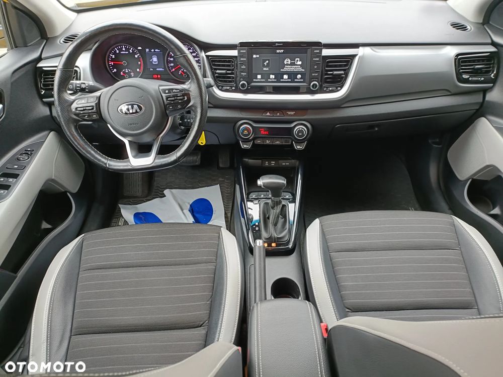 Kia Stonic 1.0 T-GDI L - 12