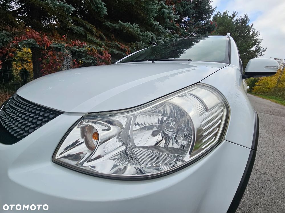 Suzuki SX4 2.0 DDiS 4x4 Style - 18
