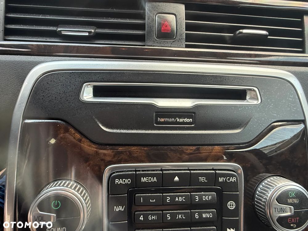 Volvo XC 70 - 20