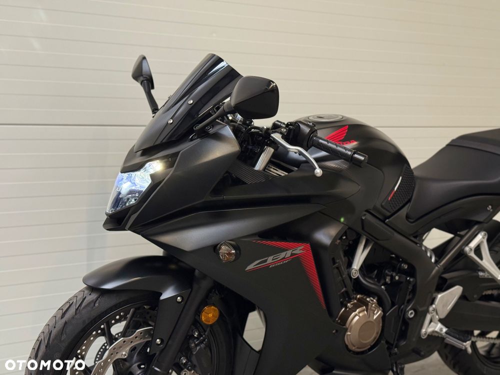 Honda CBR - 23
