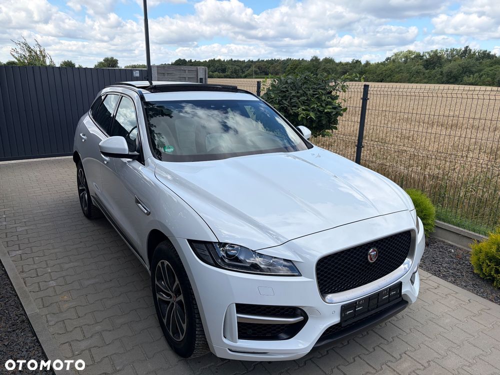 Jaguar F-Pace 2.0 i4D AWD R-Sport - 9