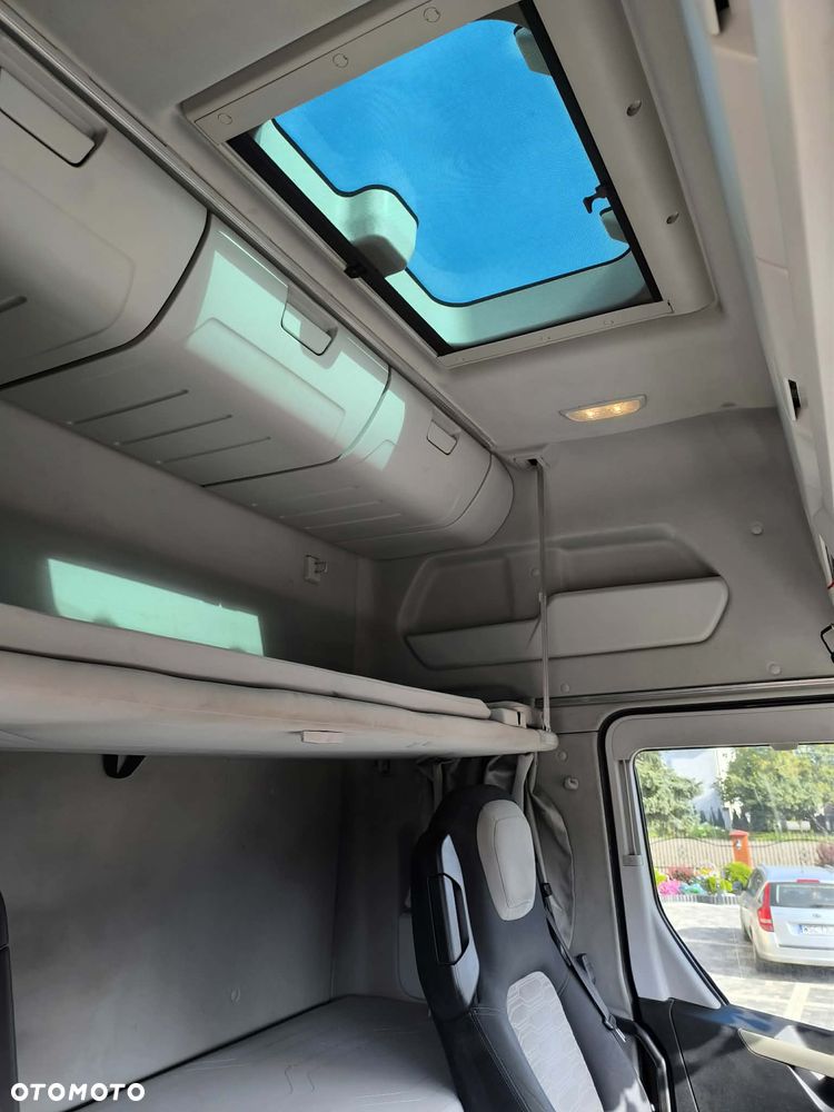 Ford F-Max - 26
