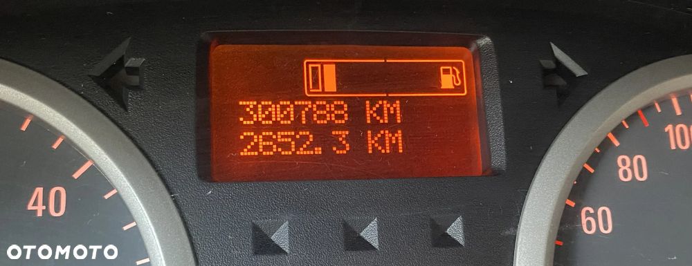 Opel Vivaro - 28