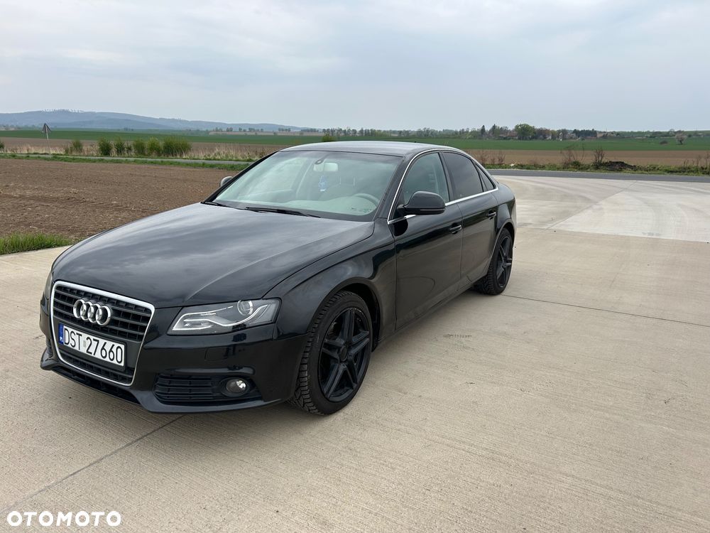 Audi A4 Limousine - 5