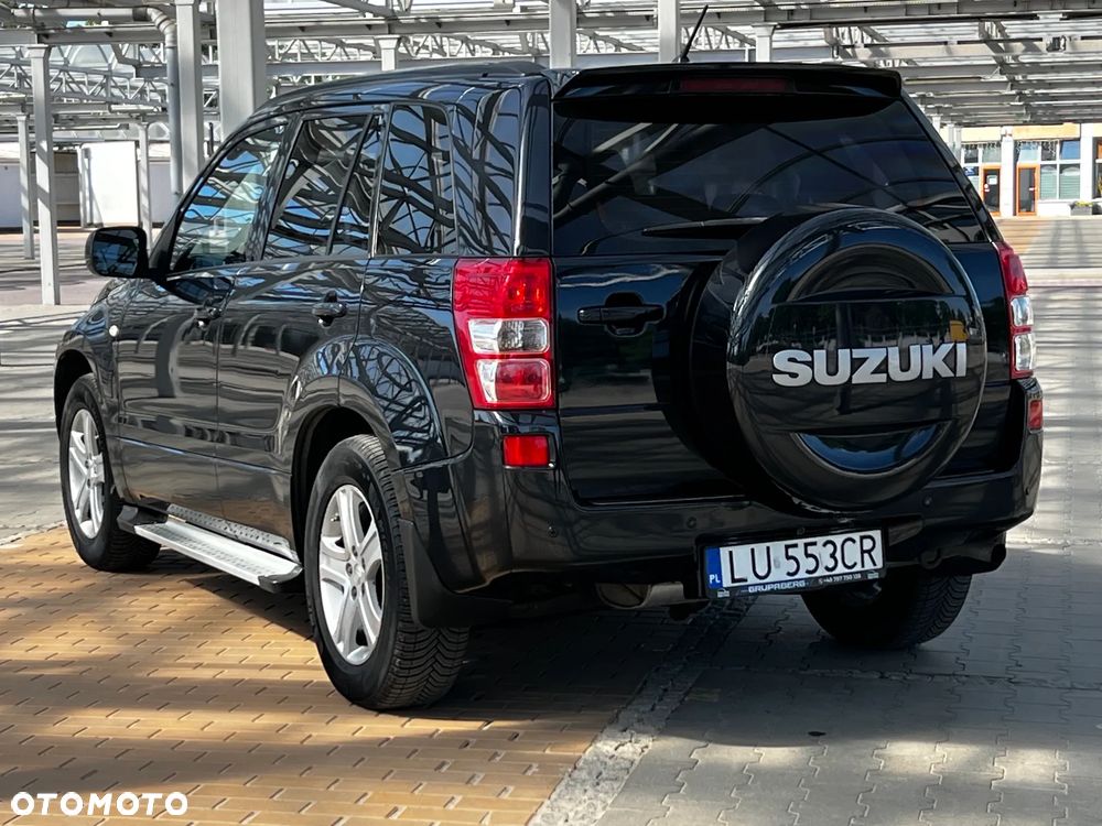 Suzuki Grand Vitara 2.0 De Luxe - 11