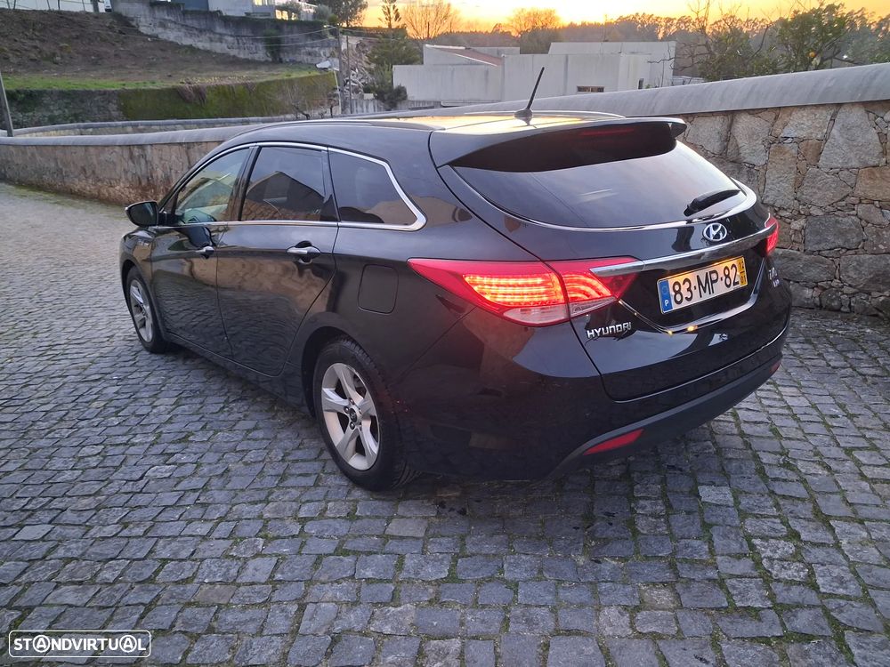 Hyundai i40 SW 1.7 CRDi Blue Comfort - 4