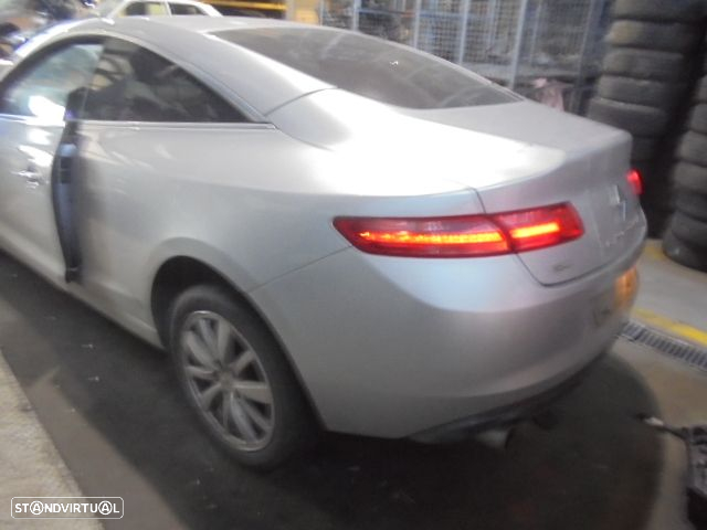 Carro MOT: M9R744 CXVEL: PK4007 RENAULT LAGUNA 3 2009 2.0DCI 150CV 2P CINZA DIESEL - 9