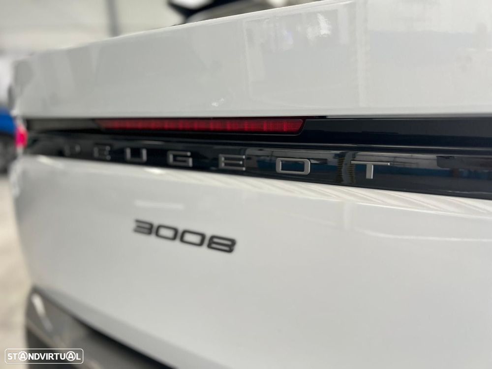 Peugeot 3008 1.2 Hybrid Allure Pack e-DCS6 - 11