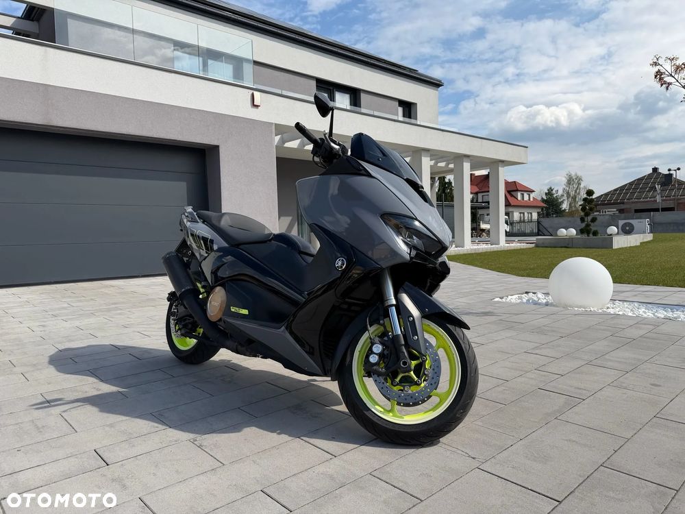 Yamaha Tmax - 1
