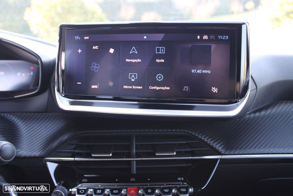 Peugeot 2008 1.2 PureTech Allure Pack EAT8 - 14