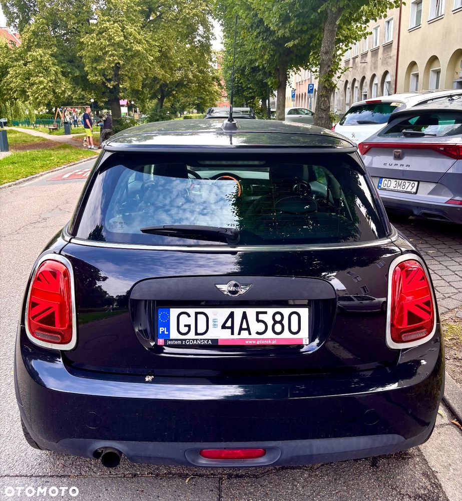 MINI Cooper Standard - 4