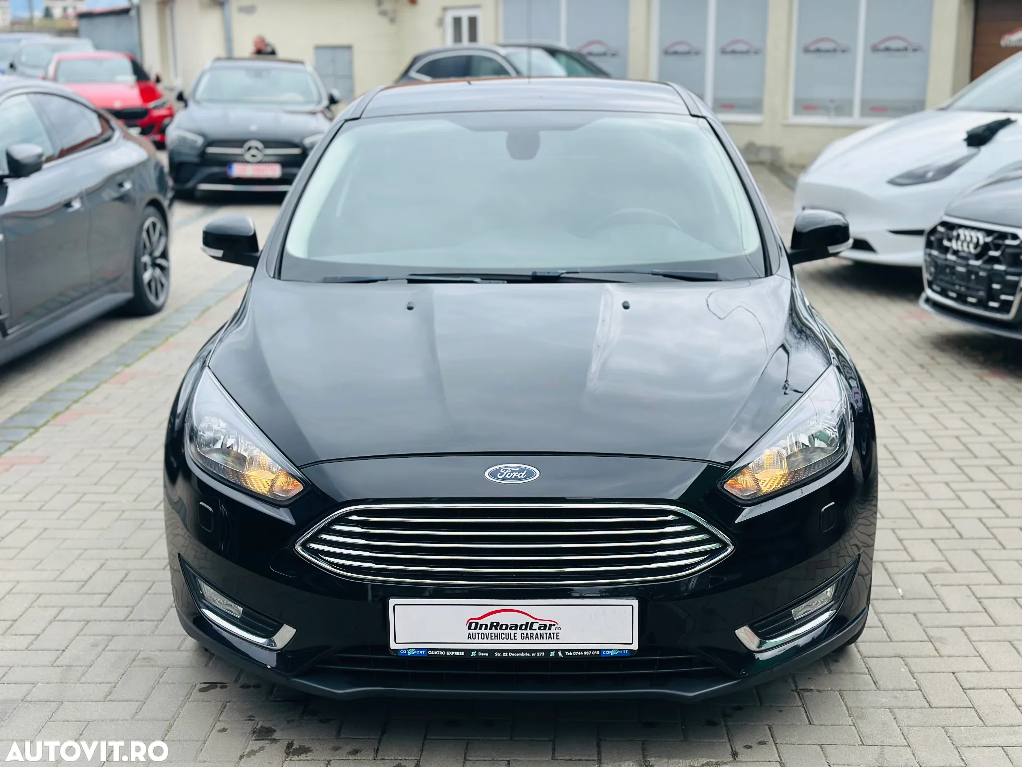 Ford Focus 1.0 EcoBoost Titanium - 10