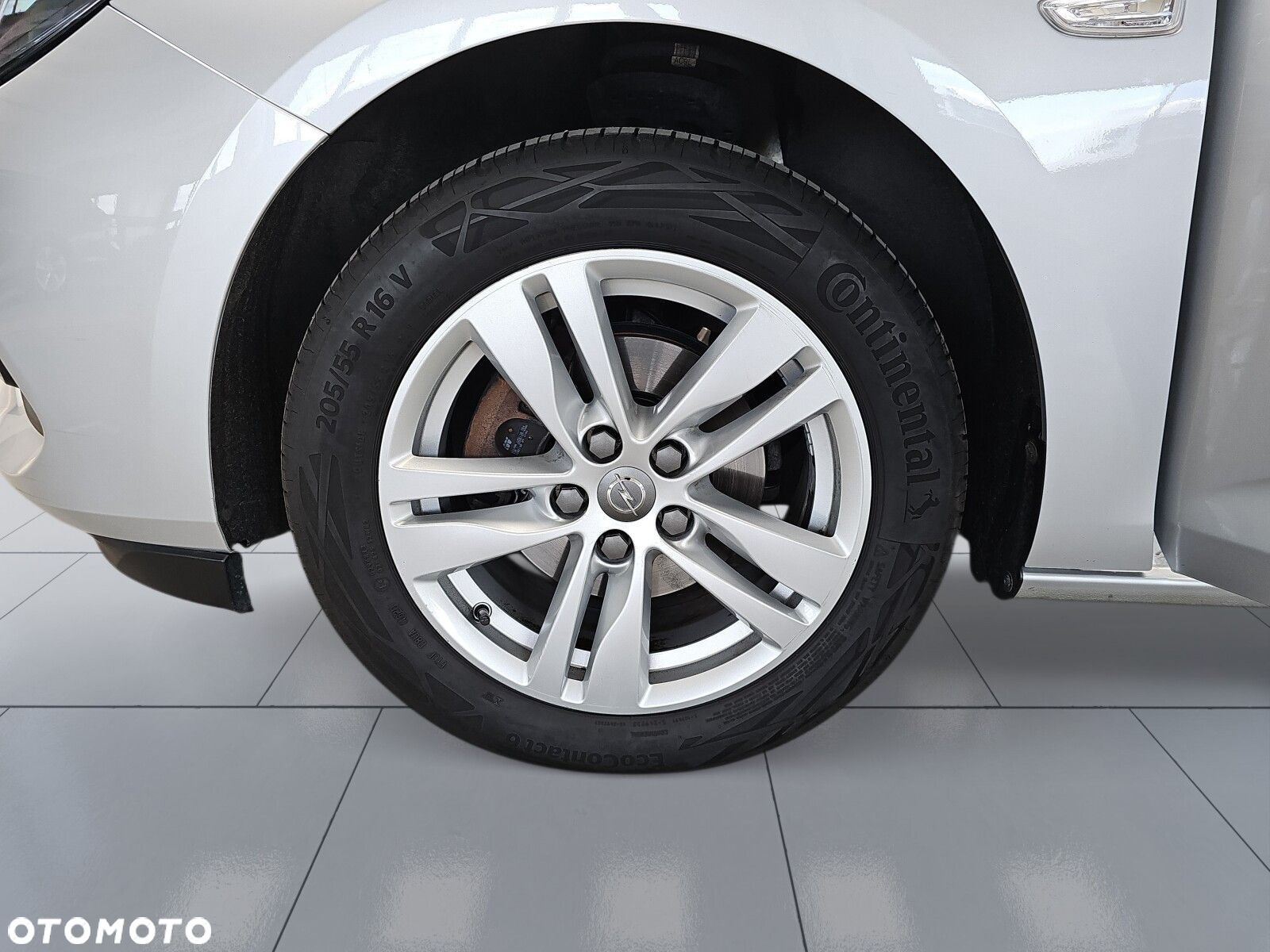 Opel Astra V 1.2 T Edition S&S - 33