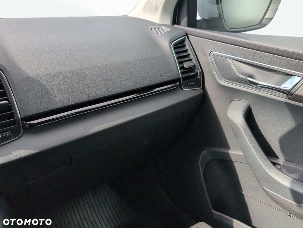 Skoda Karoq 1.5 TSI ACT Selection DSG - 32