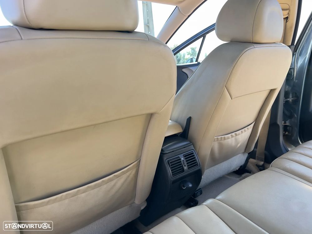 Peugeot 407 SW 2.0 HDi Executive - 13