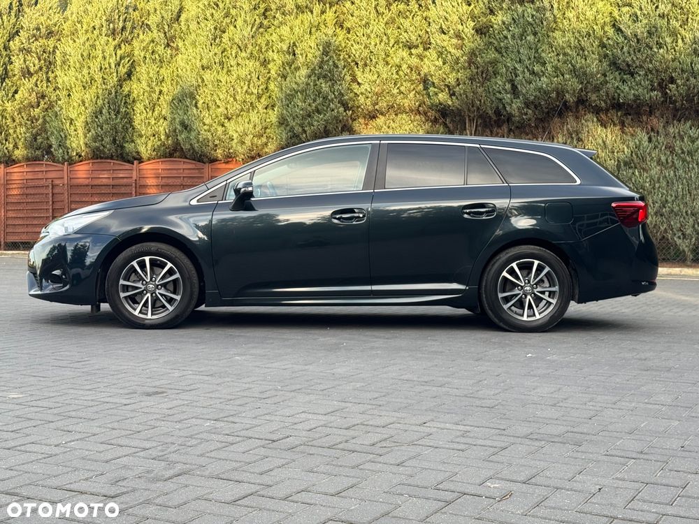 Toyota Avensis - 7