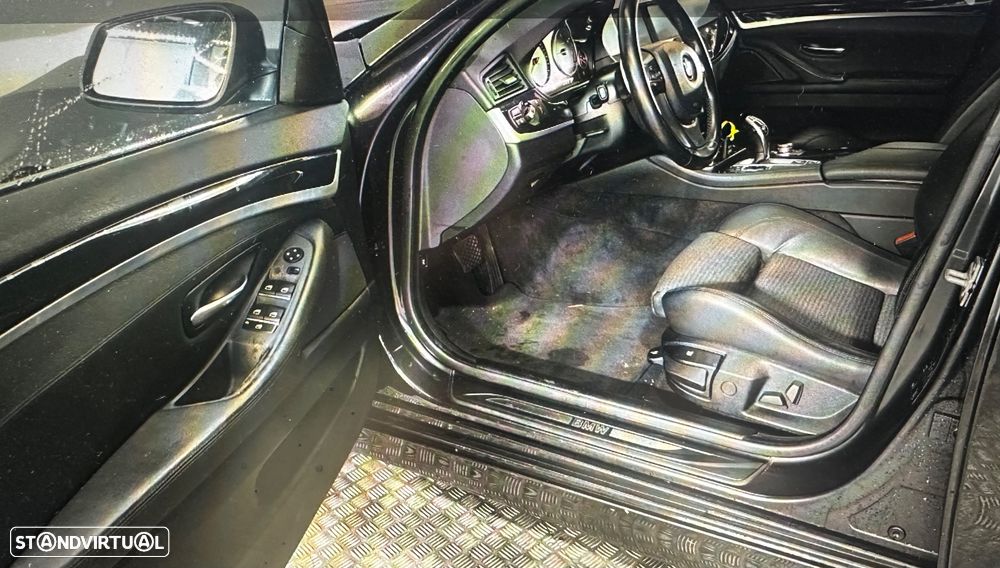 BMW 520 d Auto - 8