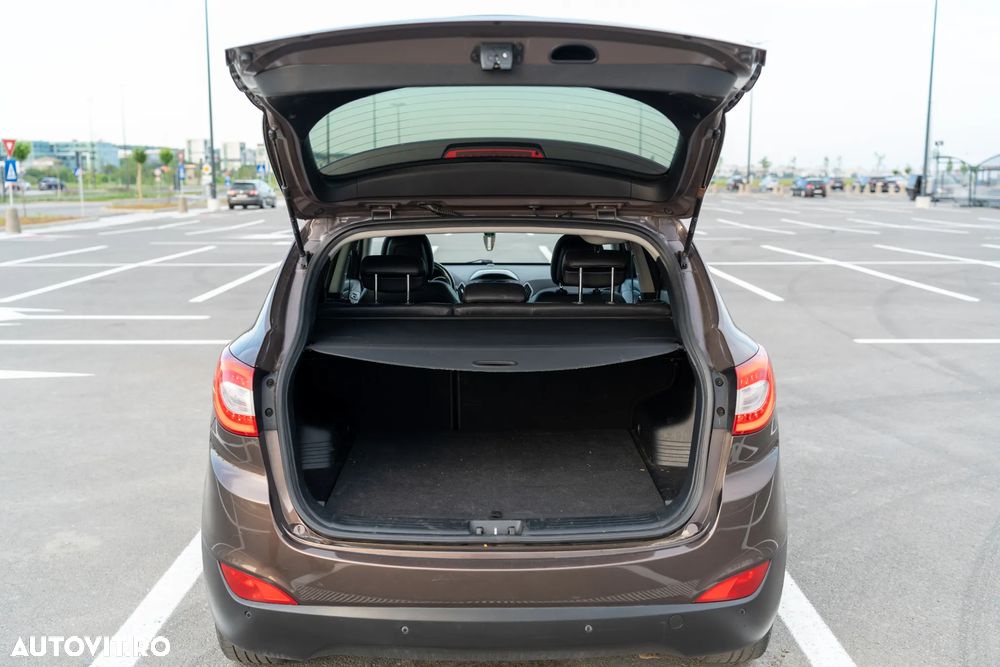 Hyundai ix35 2.0 CRDI 4WD Automatik Fifa World Cup Gold Edition - 14