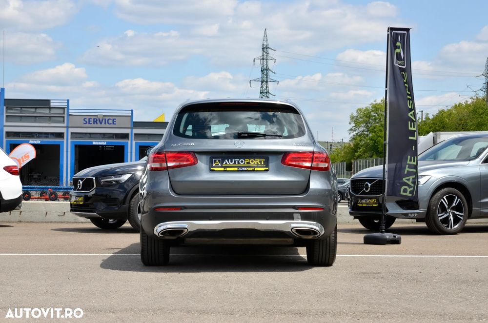 Mercedes-Benz GLC 250 4Matic 9G-TRONIC Exclusive - 6