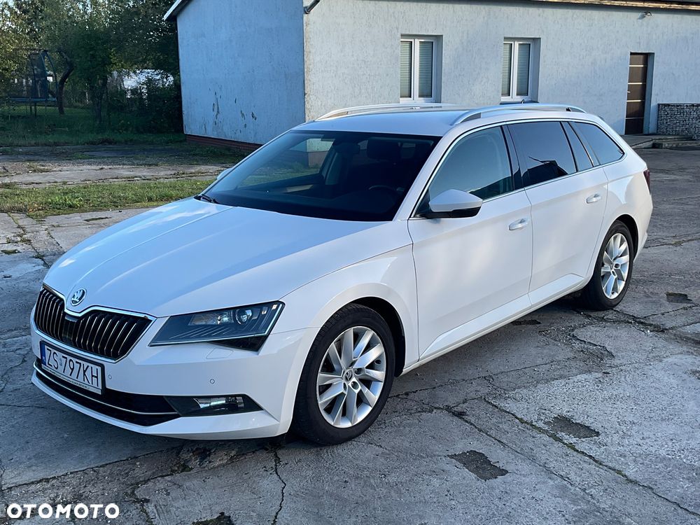 Skoda Superb 2.0 TDI Ambition DSG - 1