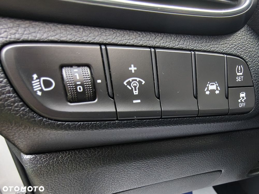 Hyundai i30 i30cw 1.4 Fifa World Cup Edition - 32