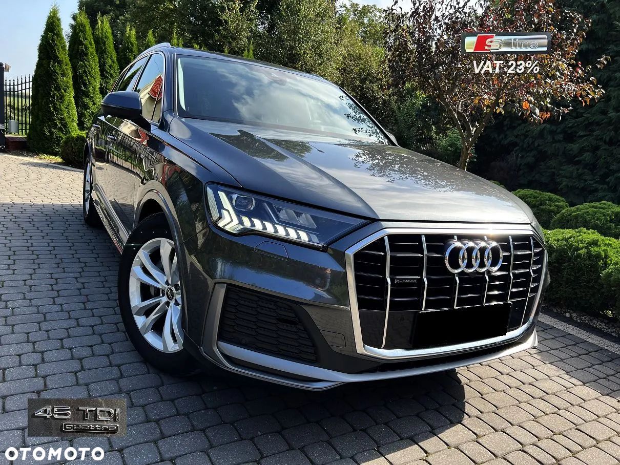Audi Q7 - 1
